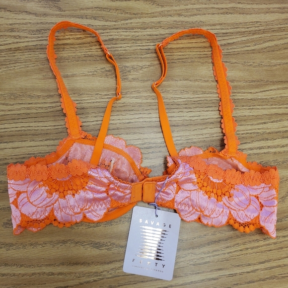 Savage X Fenty Perfect Poppies Lace Bralette 34A - Picture 9 of 9